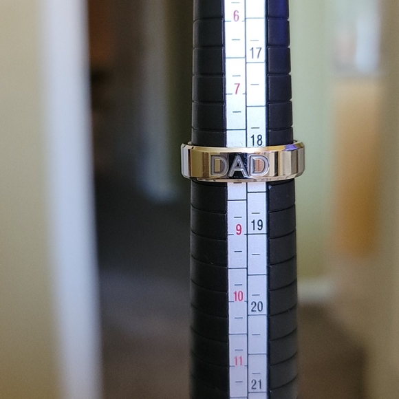 Men's Ring, Inscribed "Dad" and "Love You Dad", 8 - Picture 2 of 6